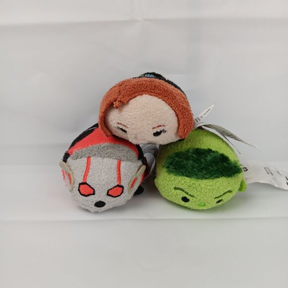 Tsum Tsum Disney Marvel Black Widow Hulk Ant Man Stuffed Plush Mini Toy Lot of 3 - Picture 1 of 5